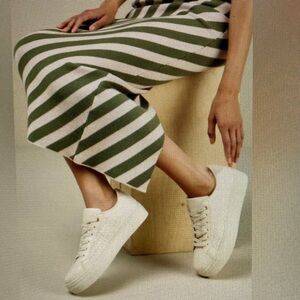 Women's Cream Sneakers